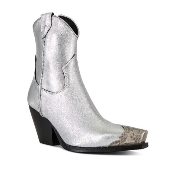Free People Shoes - Free People Brayden Western Boot in Pewter – EUC Size 38.5 / US 9.5